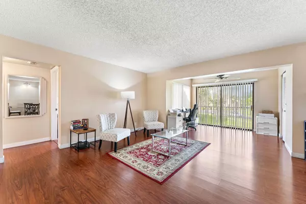 Greenacres, FL 33415,524 Shady Pine WAY B2