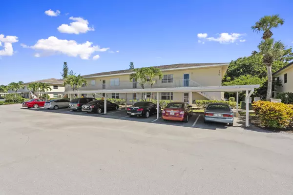 Stuart, FL 34996,2950 SE Ocean BLVD 126-8
