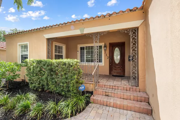 Fort Lauderdale, FL 33316,712 SE 11th CT