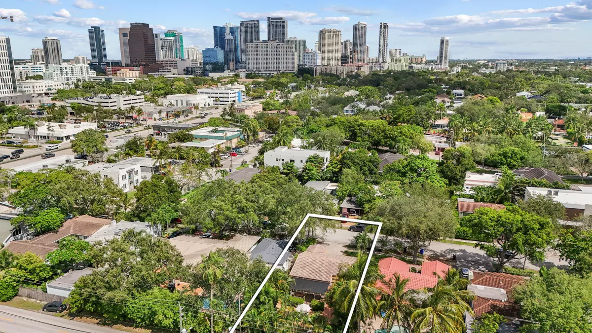 Fort Lauderdale, FL 33316,712 SE 11th CT
