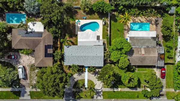 Lake Park, FL 33403,814 W Kalmia DR