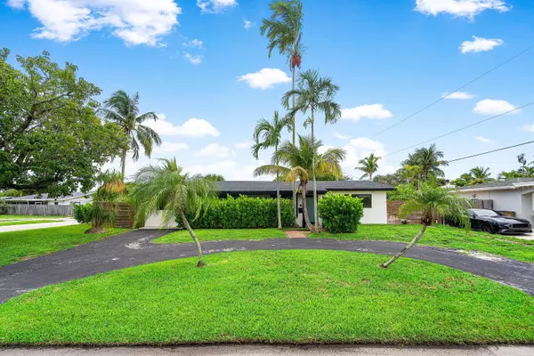 1300 SE 1st WAY, Deerfield Beach, FL 33441