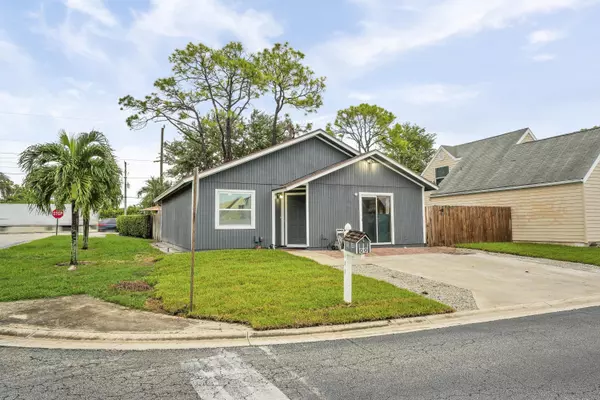 Lake Worth, FL 33462,4181 Willowood LN