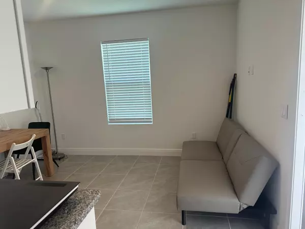 Port Saint Lucie, FL 34953,467 SW Jeanne AVE 1