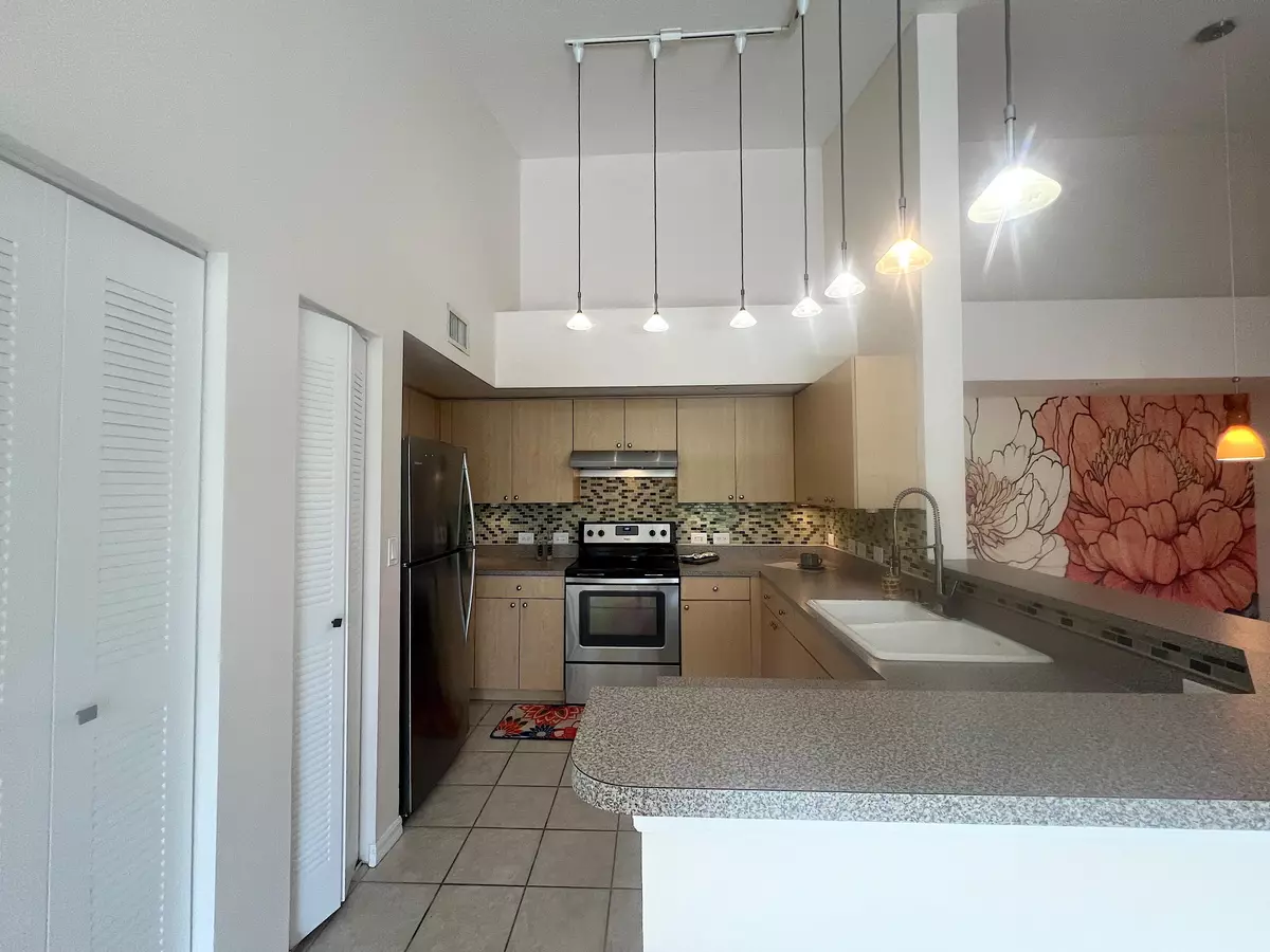 Boynton Beach, FL 33435,917 Villa CIR 917
