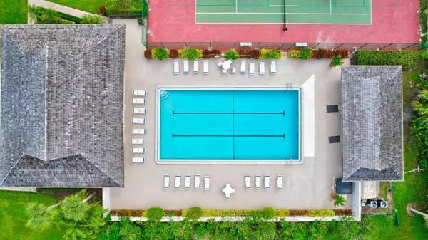 Hutchinson Island, FL 34949,5055 N Highway A1a 205