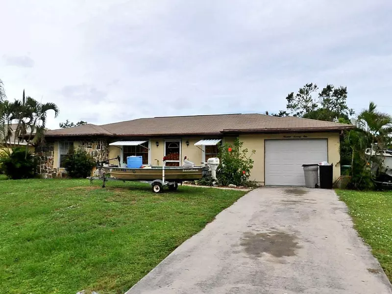 1971 SE Manth LN, Port Saint Lucie, FL 34952