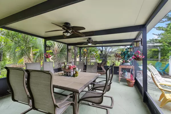 Port Saint Lucie, FL 34952,1814 SE Erwin RD