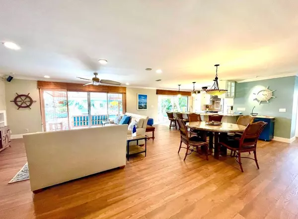 North Palm Beach, FL 33408,724 Kittyhawk WAY