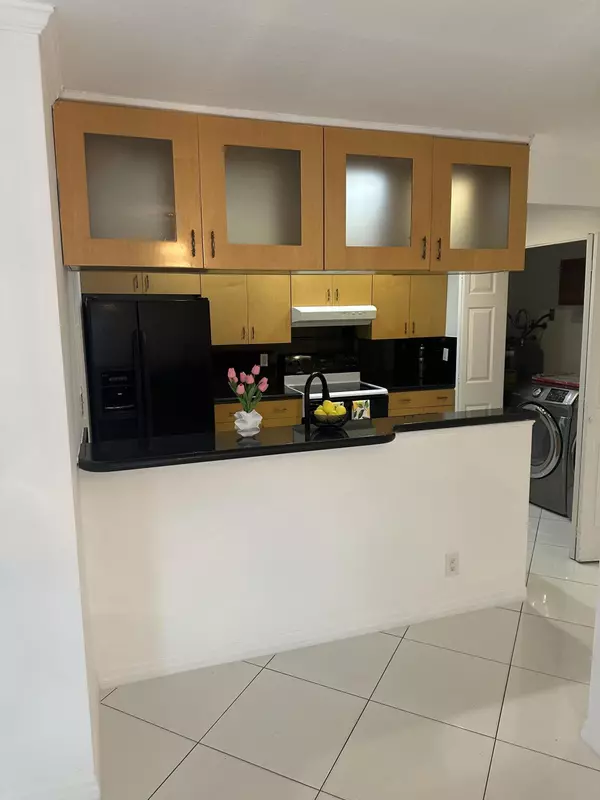 North Lauderdale, FL 33068,6504 Harbour RD