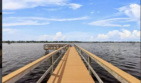 Stuart, FL 34994,1982 SW Palm City RD F