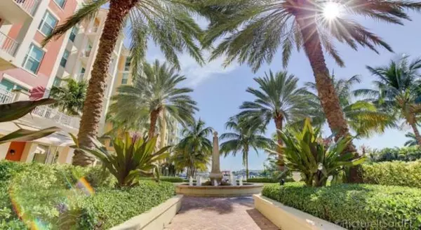 Lantana, FL 33462,802 W Windward WAY 211