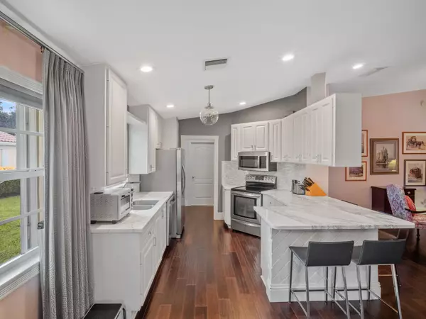 Palm Beach Gardens, FL 33410,1342 Saint Lawrence DR