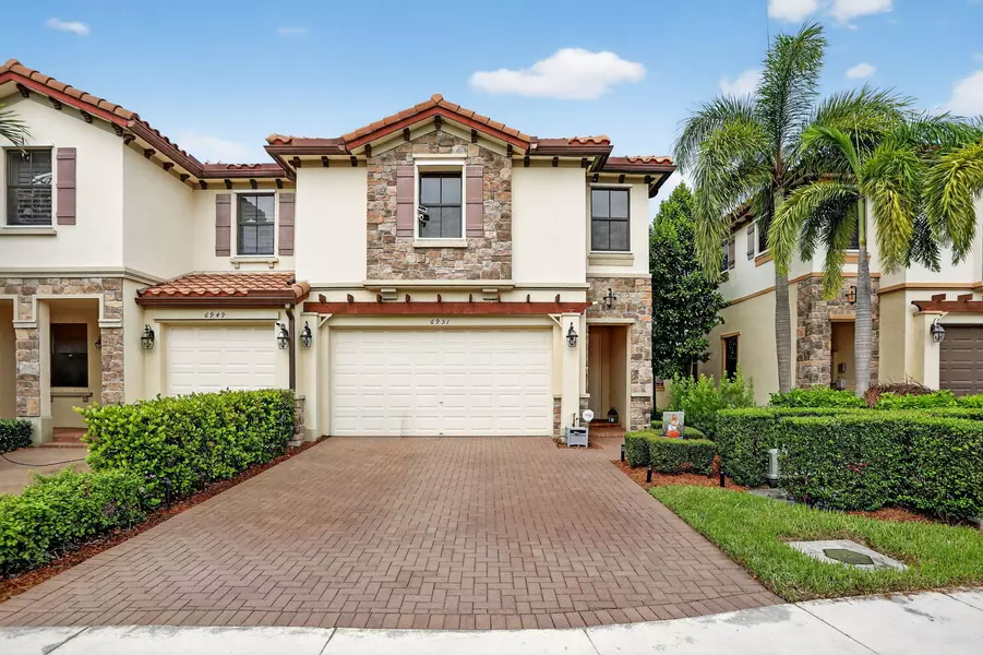 6951 Broadland WAY, Coconut Creek, FL 33073