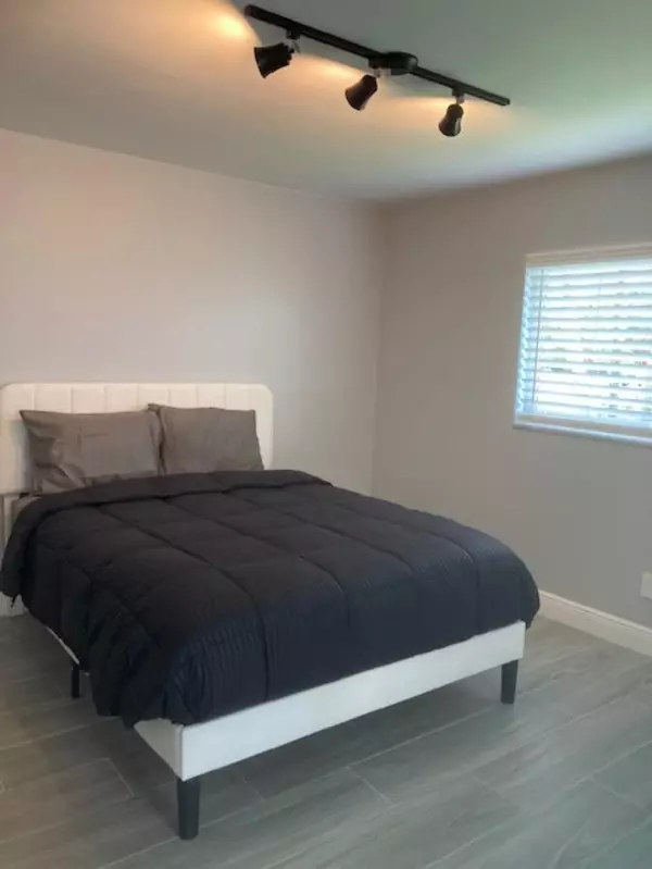 Palm Beach Gardens, FL 33410,11719 Banyan ST