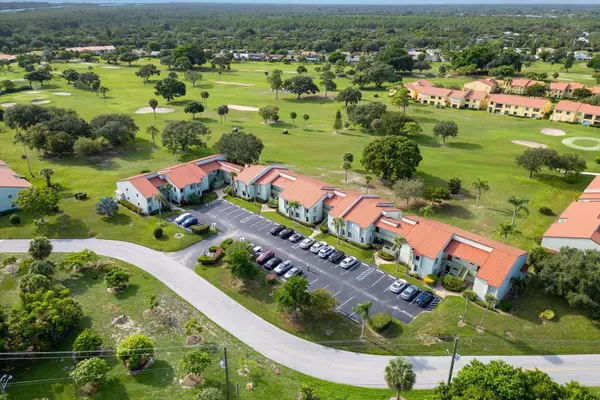 5413 SE Miles Grant RD G-104, Stuart, FL 34997