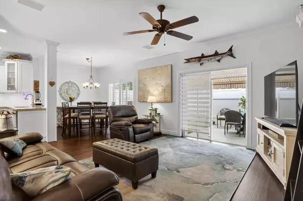 Lighthouse Point, FL 33064,5420 Pointe Villa DR A