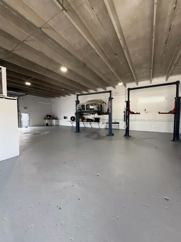 West Park, FL 33023,2313 SW 59 Ave