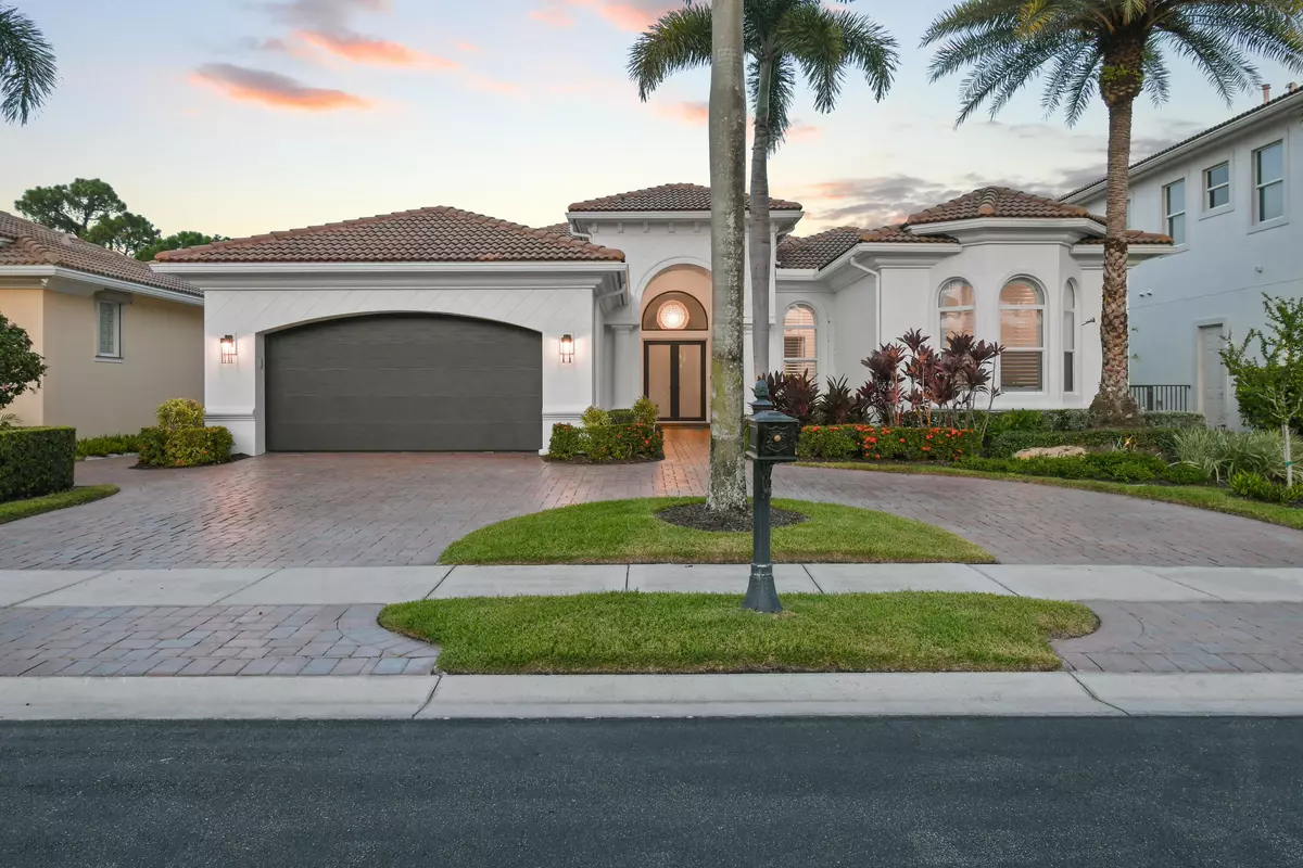 Palm Beach Gardens, FL 33410,320 Charroux DR