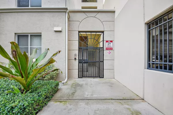 Boynton Beach, FL 33426,1 Renaissance WAY 116