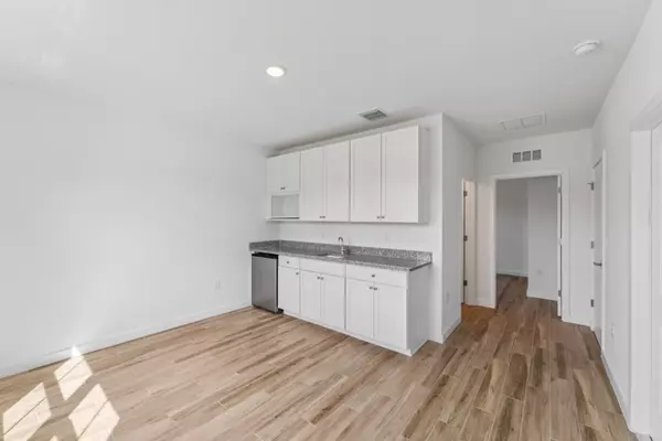 Port Saint Lucie, FL 34987,1689 SW Abingdon AVE 35