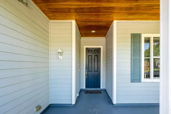 Port Saint Lucie, FL 34983,615 NE Canoe Park CIR