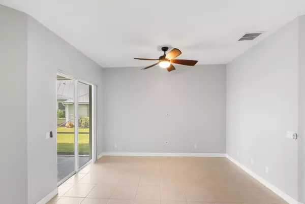 Port Saint Lucie, FL 34983,615 NE Canoe Park CIR