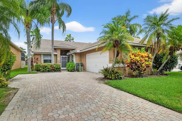 5230 Grande Palm CIR, Delray Beach, FL 33484
