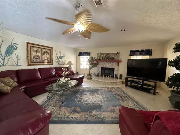 Port Saint Lucie, FL 34952,2085 SE Hanford RD