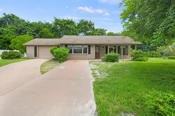 Tequesta, FL 33469,24 Russell ST