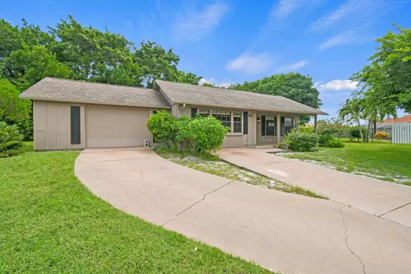 Tequesta, FL 33469,24 Russell ST