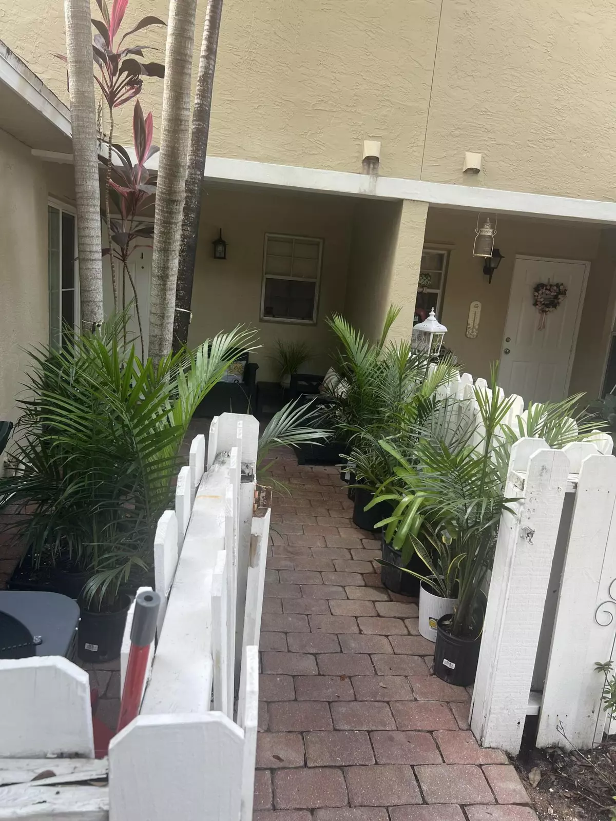 Greenacres, FL 33415,2102 N Maplewood Drive