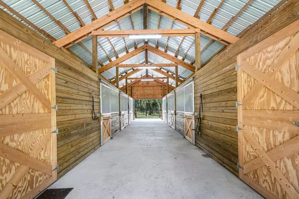 Loxahatchee, FL 33470,1835 Stallion DR Stalls