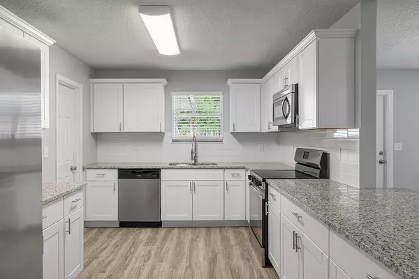 156 24th AVE, Vero Beach, FL 32962