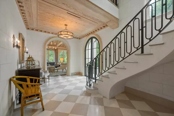 Palm Beach, FL 33480,167 Everglade AVE