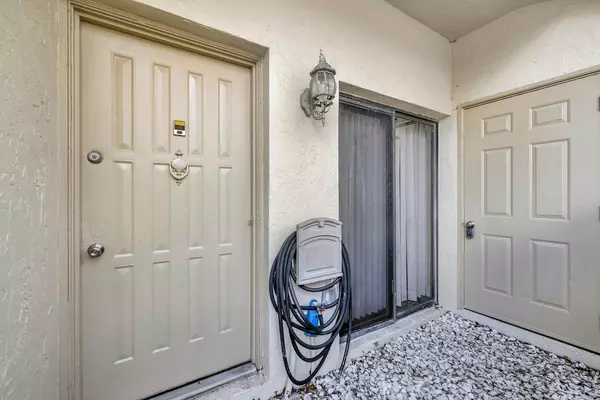 Tamarac, FL 33321,7610 NW 79th AVE I5