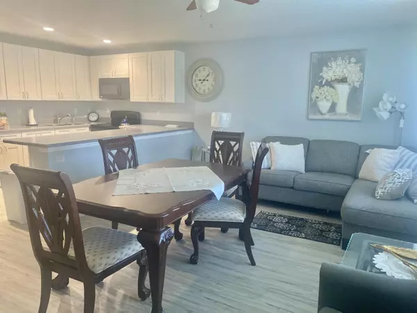 West Palm Beach, FL 33417,39 Easthampton B