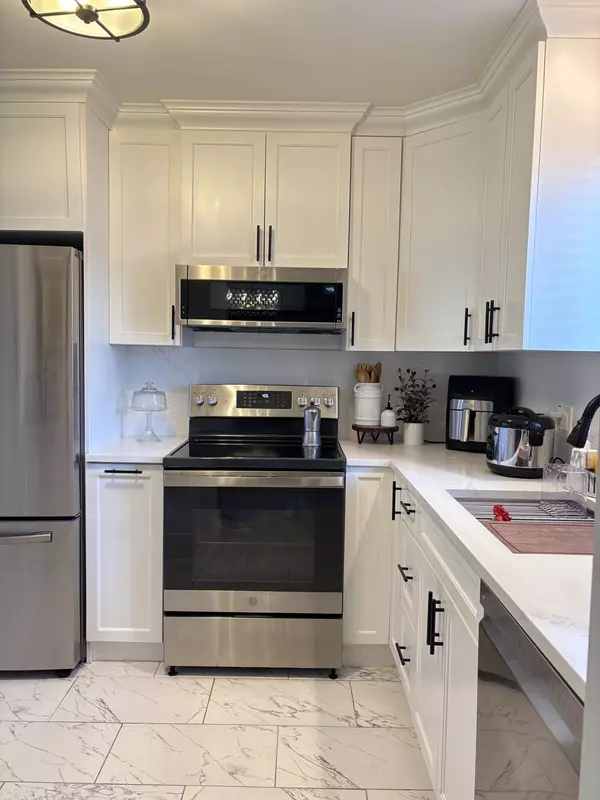 2534 S Boundbrook DR 124, West Palm Beach, FL 33406