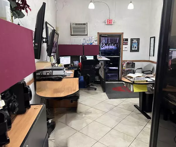 Boca Raton, FL 33432,101 NW 3rd ST