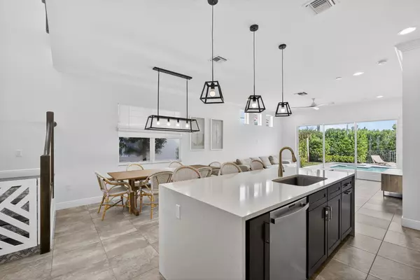 Palm Beach Gardens, FL 33418,150 Bonnette Hunt Club LN