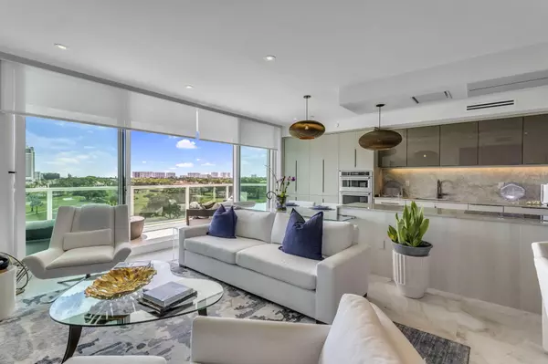 Boca Raton, FL 33432,500 SE Mizner BLVD A704