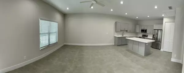 Palm Springs, FL 33406,2573 Gulfstream RD