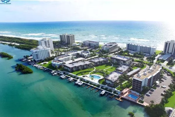 Tequesta, FL 33469,275 Beach RD B202
