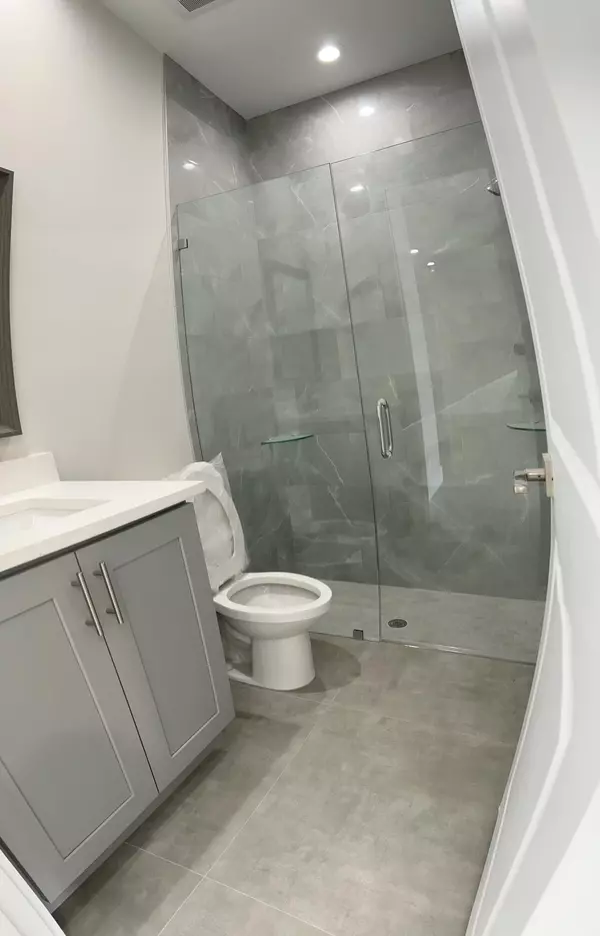 Palm Springs, FL 33406,2571 Gulfstream RD