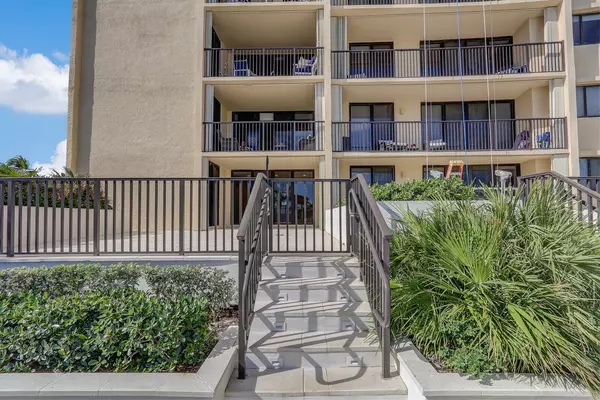 Jupiter, FL 33477,200 Ocean Trail WAY T1