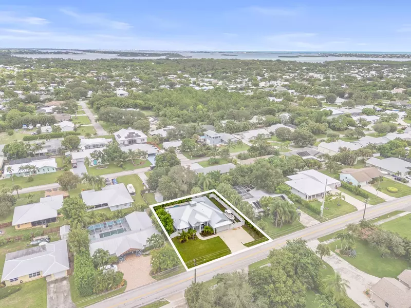 5139 SE Horseshoe Point RD, Stuart, FL 34997