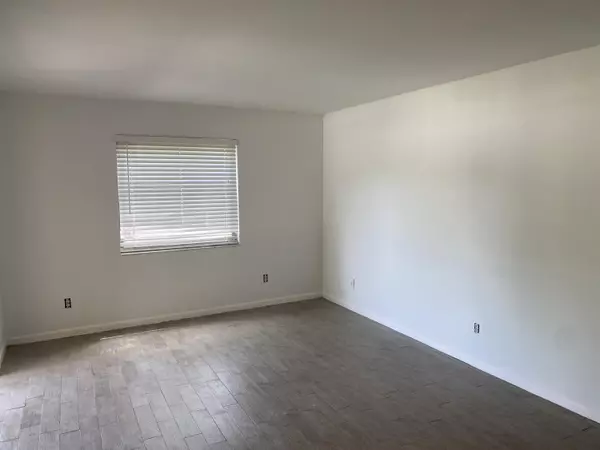 Lake Worth Beach, FL 33460,1415 Lake AVE 1
