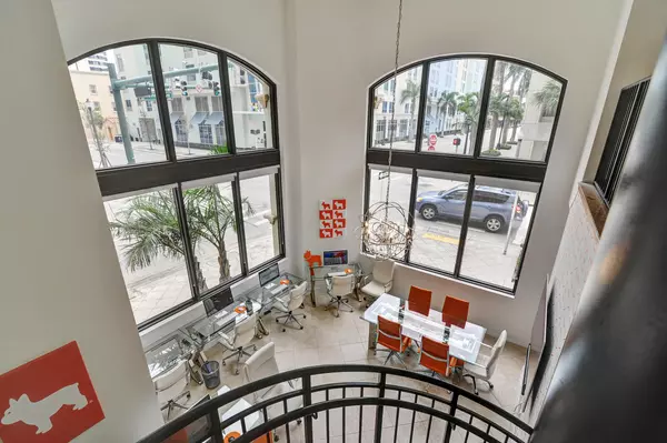 West Palm Beach, FL 33401,801 S Olive AVE 118
