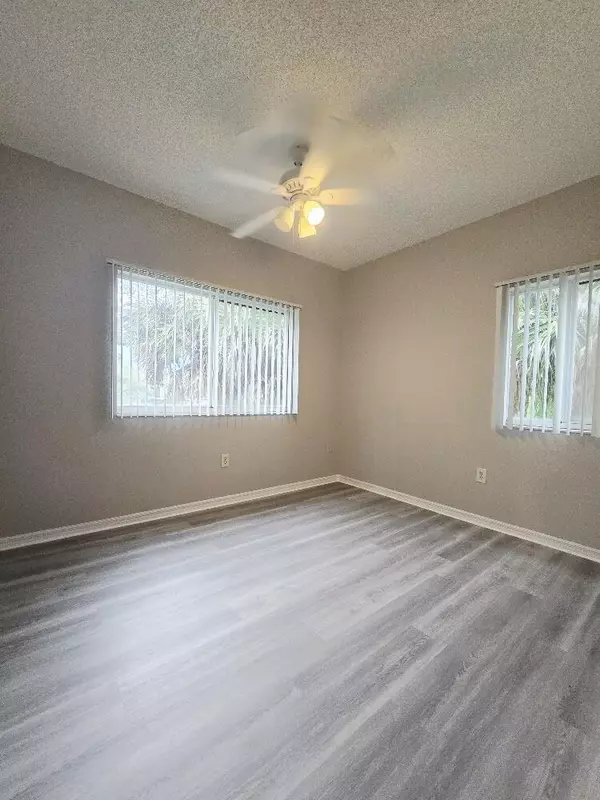 Royal Palm Beach, FL 33411,280 N Crestwood CIR 206