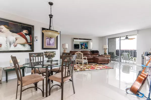 3912 S Ocean BLVD 911, Highland Beach, FL 33487